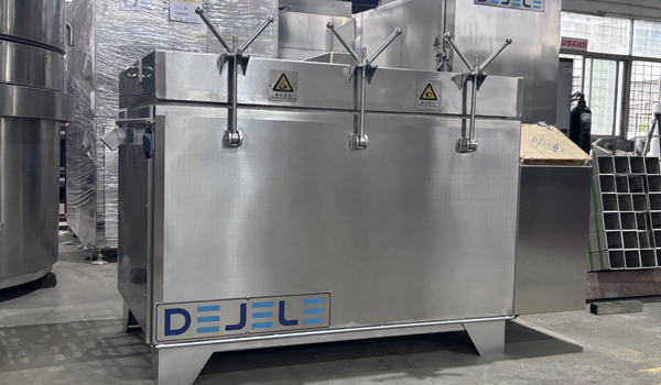 1761902734570174.jpg 素258.jpg