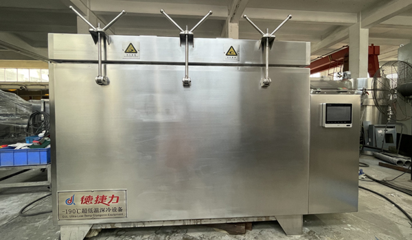 1765358648610957.jpg 素340.jpg